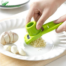 Carregar imagem no visualizador da galeria, 1 Pcs Home Kitchen Accessories Kitchen Gadgets Garlic Press Mini Ginger Grinding Grater Planer Slicer Cutter Cuisine Cozinha.Q
